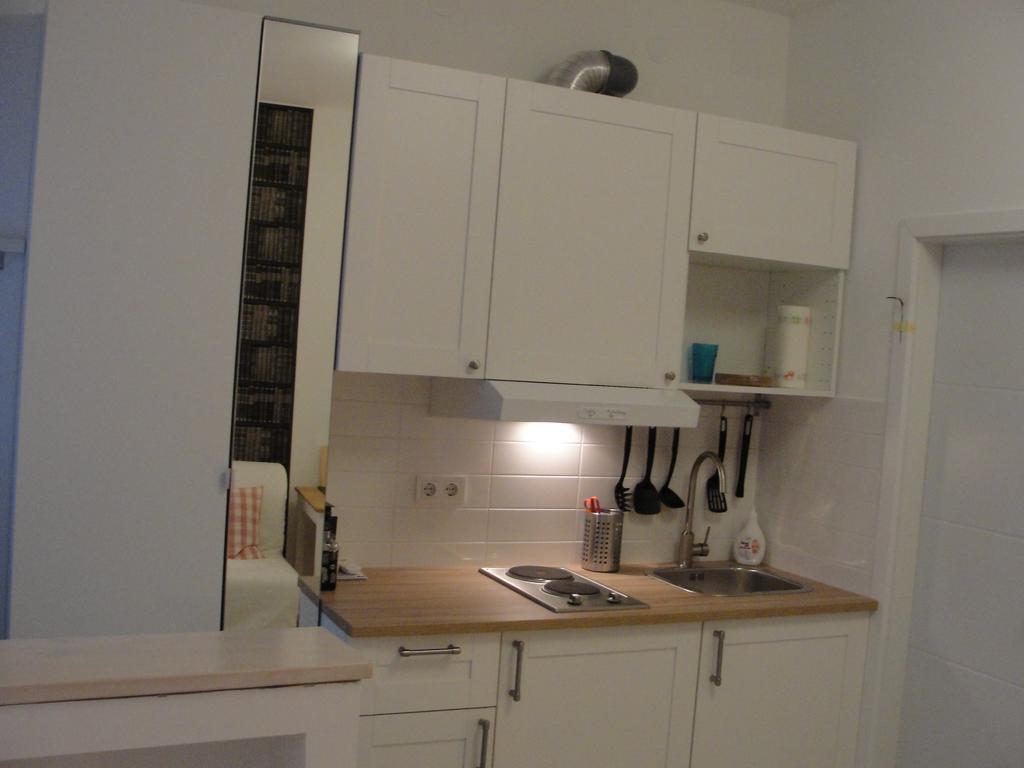 Studio apartment - Green door Zagreb Buitenkant foto