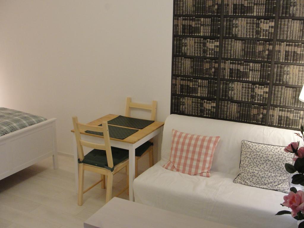 Studio apartment - Green door Zagreb Buitenkant foto
